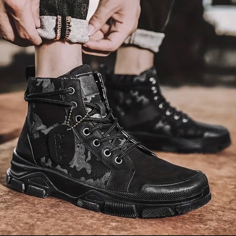 Men’s Black Boots Size 41 Never Worn Brand New